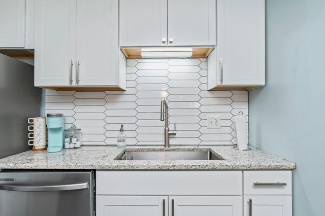 226 NE Bradley Drive, Fort Walton Beach, FL 32547