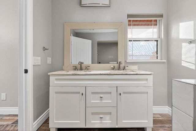 712 NW 36th St, Lawton, OK 73505