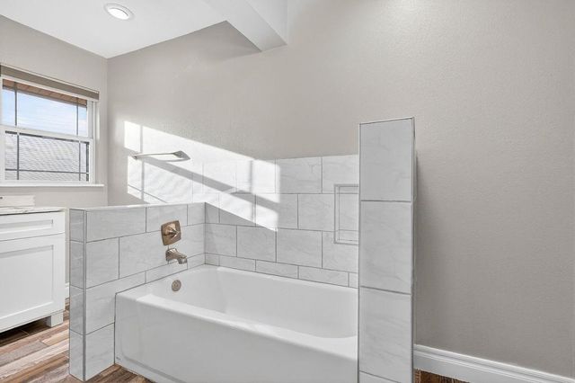 712 NW 36th St, Lawton, OK 73505