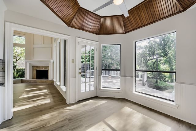 624 Bent Creek Drive, Desoto, TX 75115