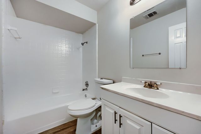 624 Bent Creek Drive, Desoto, TX 75115