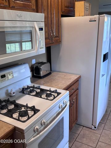 2109 E 25th Street, Joplin, MO 64804