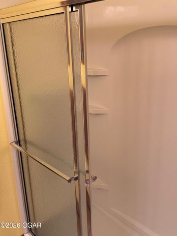 2109 E 25th Street, Joplin, MO 64804