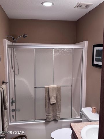 2109 E 25th Street, Joplin, MO 64804