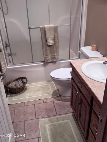 2109 E 25th Street, Joplin, MO 64804