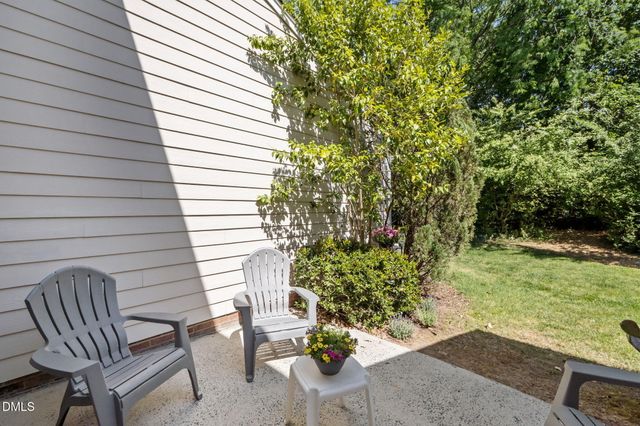 330 Standish Drive, Chapel Hill, NC 27517