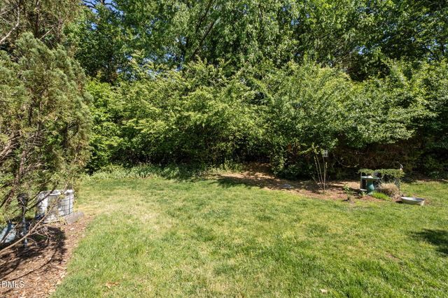 330 Standish Drive, Chapel Hill, NC 27517