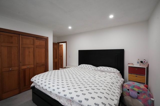 93 A Lexington St, Burlington, MA 01803