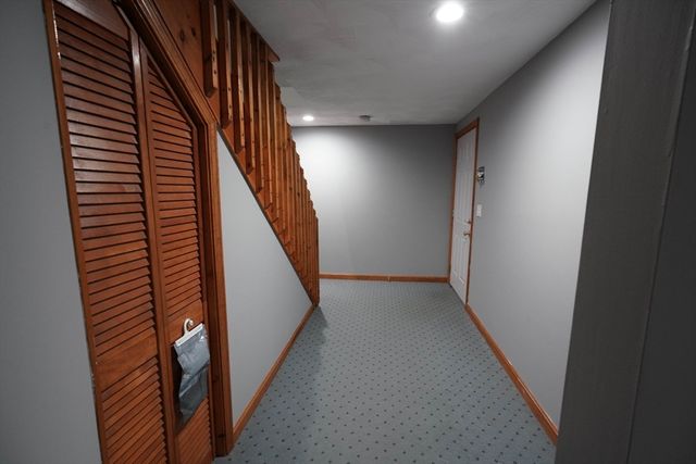 93 A Lexington St, Burlington, MA 01803