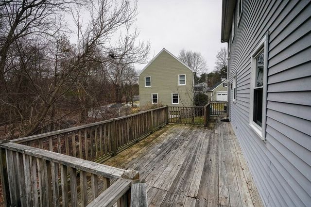 93 A Lexington St, Burlington, MA 01803