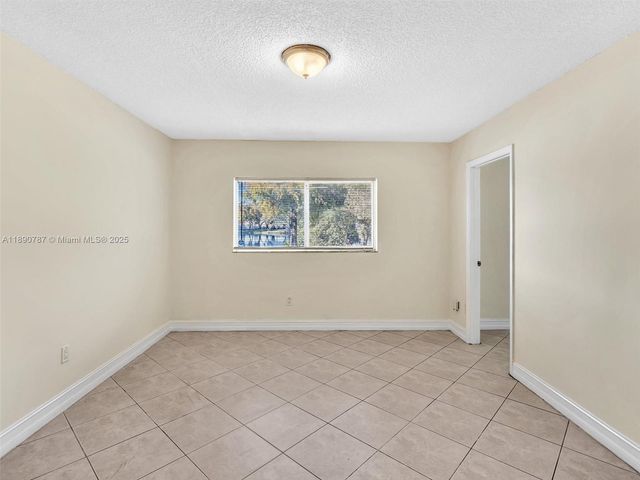 3610 N 56th Ave 202, Hollywood, FL 33021