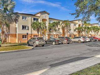 3610 N 56th Ave 202, Hollywood, FL 33021