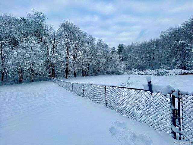 43 Harrison Avenue, Hauppauge, NY 11788