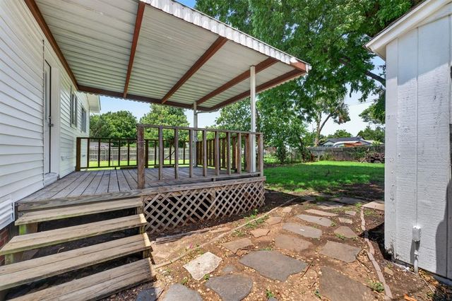217 E Ercoupe Drive, Midwest City, OK 73110