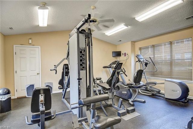 201 Westover Ave Apt 203, Norfolk, VA 23507