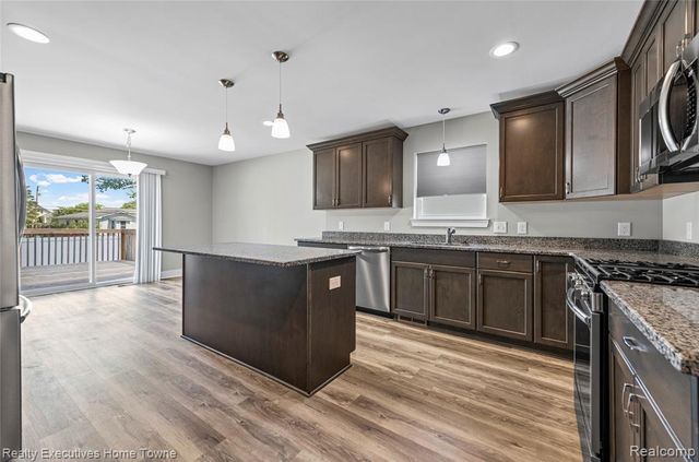 4429 River Road, East China, MI 48054