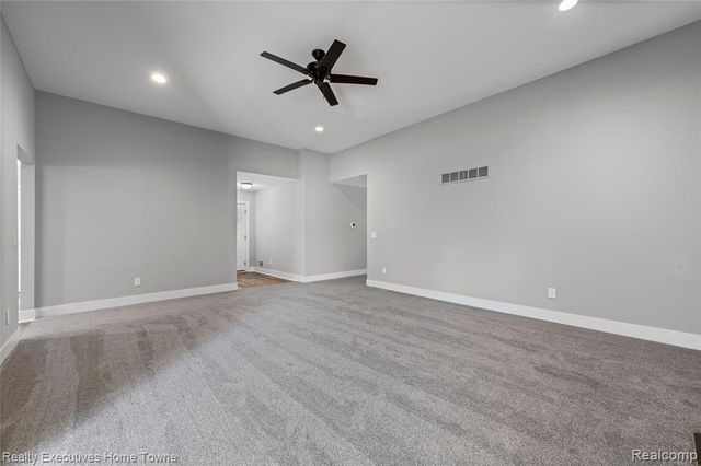 4429 River Road, East China, MI 48054
