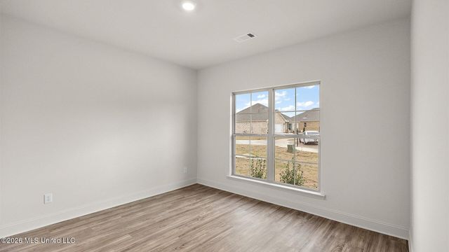 101 Triple Crown Cove, Clinton, MS 39056