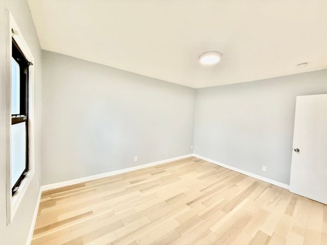 15 Berwick St 15, Melrose, MA 02176