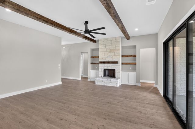 140 Chapowits, Godley, TX 76044