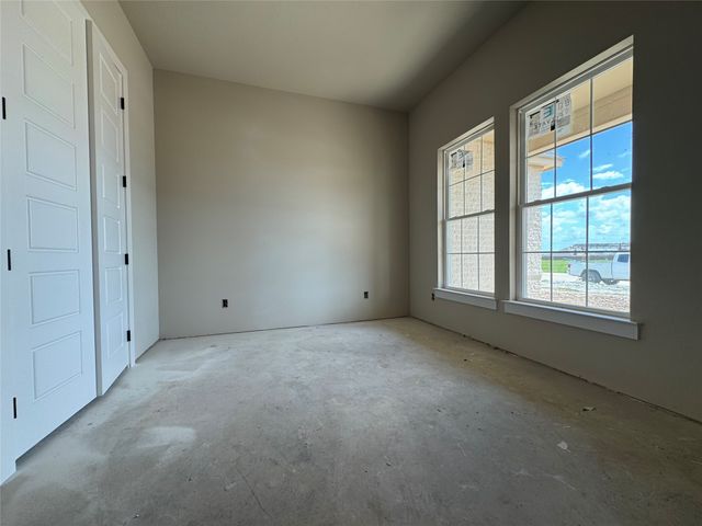 140 Chapowits, Godley, TX 76044