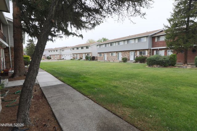22 Smithridge Park, Reno, NV 89502