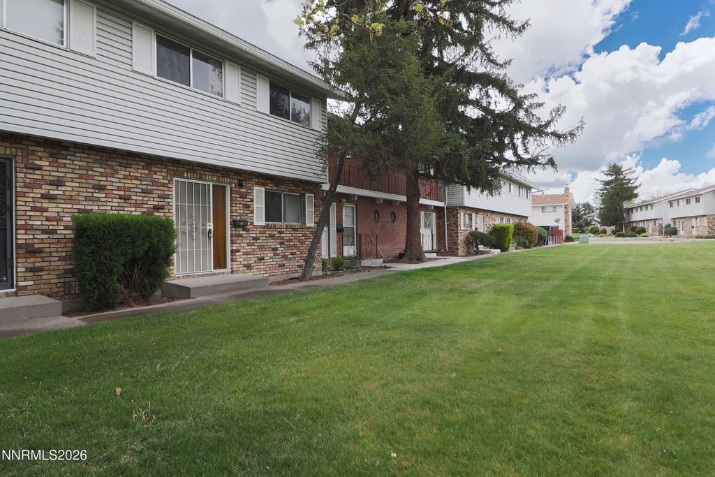 22 Smithridge Park, Reno, NV 89502