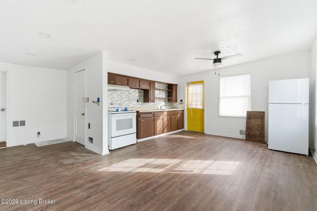 5533 Bruce Ave, Louisville, KY 40214