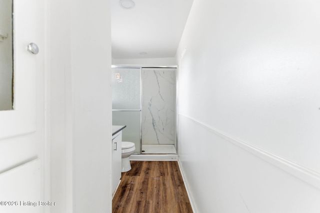 5533 Bruce Ave, Louisville, KY 40214