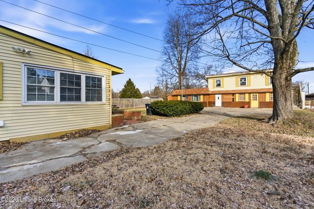 5533 Bruce Ave, Louisville, KY 40214