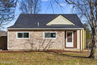 5533 Bruce Ave, Louisville, KY 40214