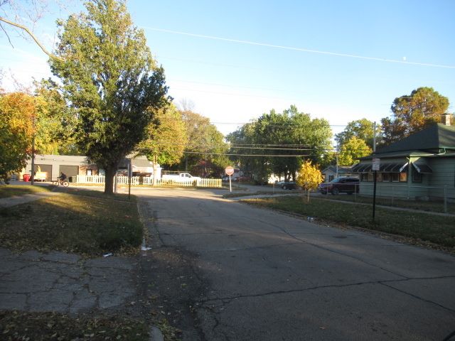 1204 W Hill Street, Urbana, IL 61801