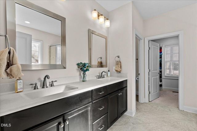 4821 Sweet Chestnut Lane, Raleigh, NC 27610