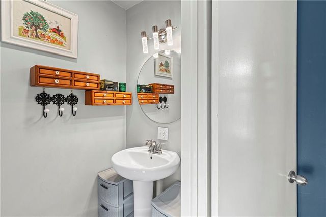 409 W Main Street, Maysville, MO 64469