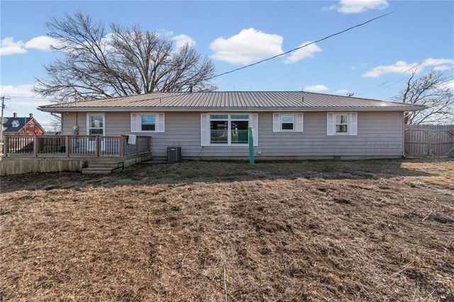 409 W Main Street, Maysville, MO 64469