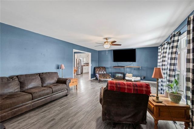 409 W Main Street, Maysville, MO 64469