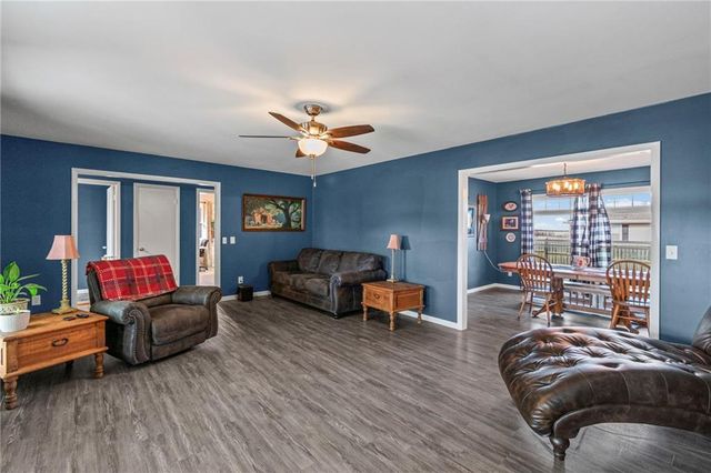 409 W Main Street, Maysville, MO 64469