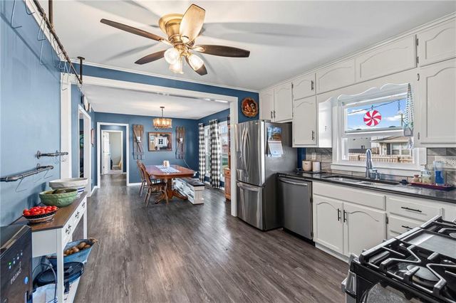 409 W Main Street, Maysville, MO 64469