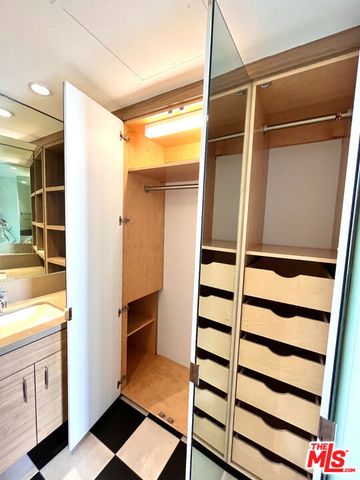 17350 W Sunset Boulevard 602, Los Angeles, CA 90272