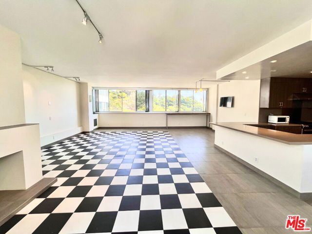 17350 W Sunset Boulevard 602, Los Angeles, CA 90272