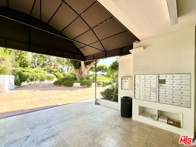 17350 W Sunset Boulevard 602, Los Angeles, CA 90272