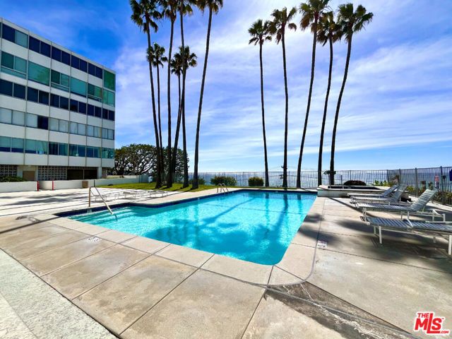 17350 W Sunset Boulevard 602, Los Angeles, CA 90272