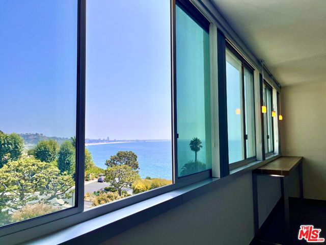 17350 W Sunset Boulevard 602, Los Angeles, CA 90272