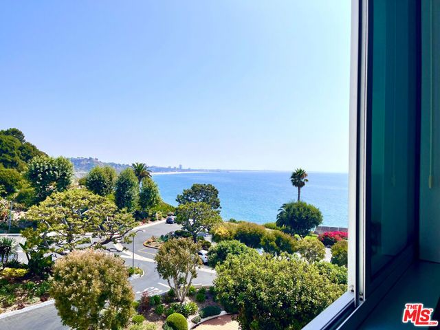 17350 W Sunset Boulevard 602, Los Angeles, CA 90272