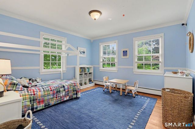 10 Old Field Place, Norwalk, CT 06853