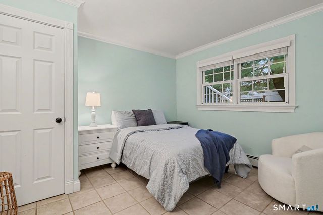 10 Old Field Place, Norwalk, CT 06853