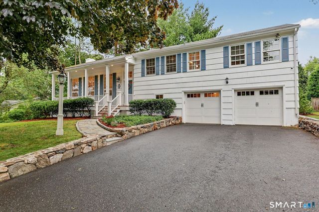 10 Old Field Place, Norwalk, CT 06853