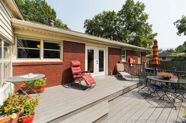 4162 S St Louis Avenue, Tulsa, OK 74105