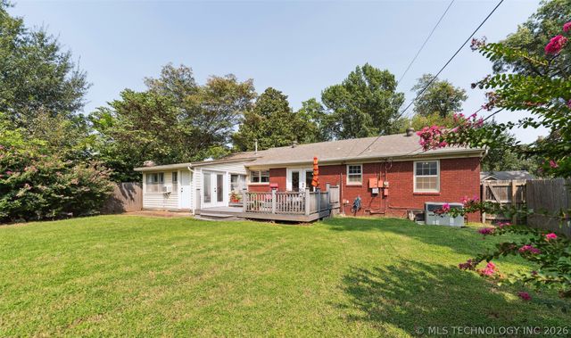 4162 S St Louis Avenue, Tulsa, OK 74105