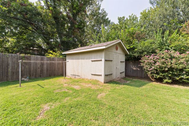 4162 S St Louis Avenue, Tulsa, OK 74105
